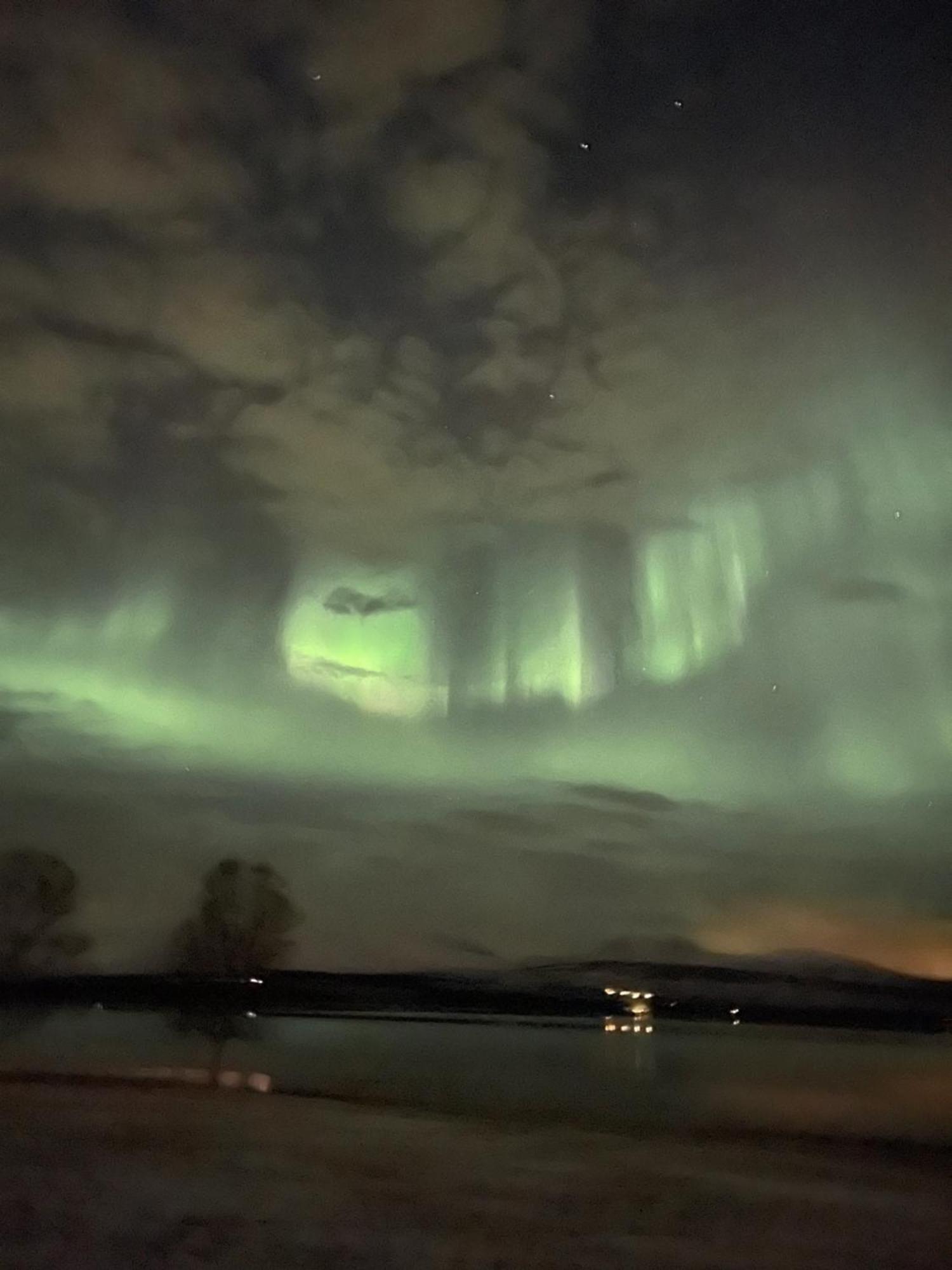 Hus Med Egen Strandlinje Tromsø Exteriör bild